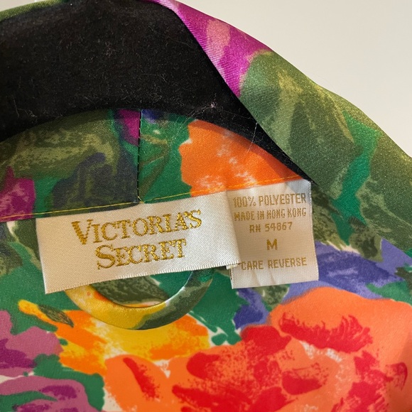 Vintage Victoria's Secret Silk Robe Size Medium - Picture 4 of 9
